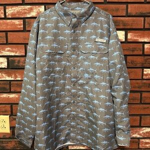 Realtree men’s fishing shirt all over print button down vented